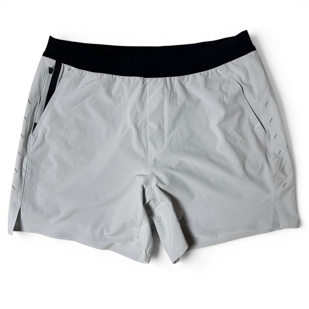 Ten Thousand Interval Short Mens Size L Light Gray 5in Inseam Lined NWOT